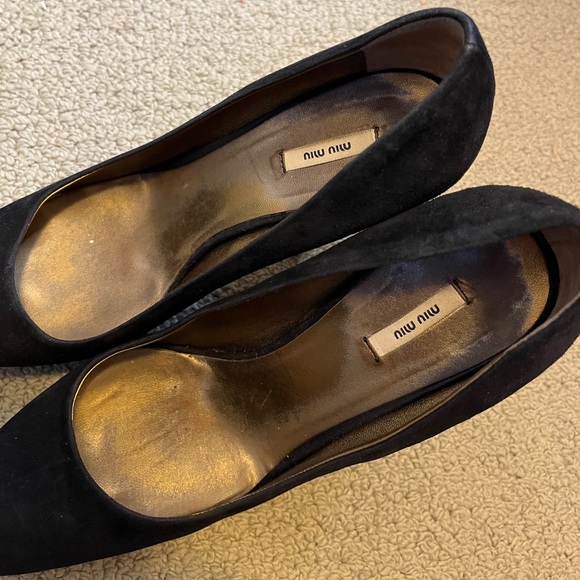 Miu Miu Black Suede Pump Round Almond Toe Block Heels Leather Italy cLassic Shoe - Picture 8 of 12